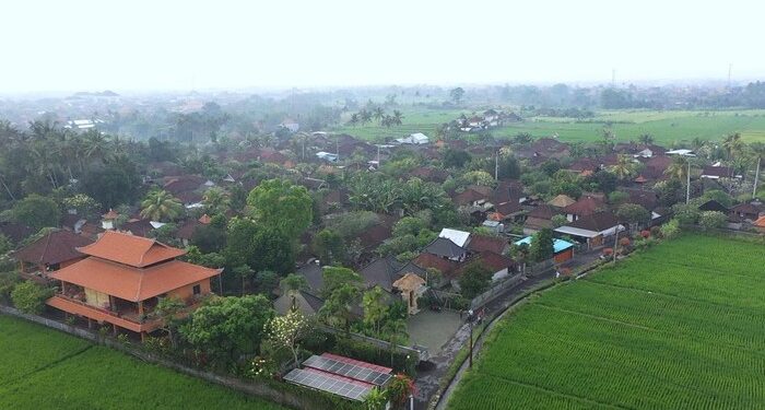 Desa Batuan: Pusat Seni Bali yang Menggeliat dalam Pariwisata dan Lingkungan