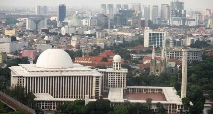Masjid Istiqlal Dukung Misa Natal, Sediakan Lahan Parkir untuk Jemaat Katedral