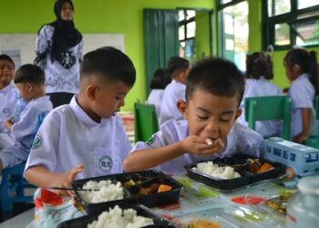 Veritas Institut: Program MBG Jangan Dipolitisasi, Ini Investasi Gizi dan Ekonomi Rakyat