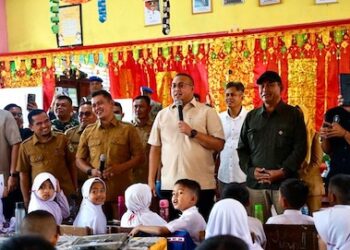 Guru dan Orang Tua di Solok Dukung Program Makan Bergizi Gratis Terus Dilanjutkan