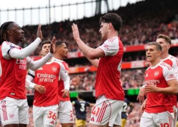 Arsenal Rebut Puncak Klasemen, Manchester City Tembus Lima Besar Premier League