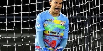 Emil Audero Gemilang, Cremonese Taklukkan Genoa 2–0, Serie A Makin Ketat