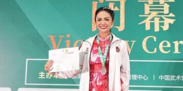 Dari Panggung Musik ke Arena Wushu, Krisdayanti Raih Medali Perak di China