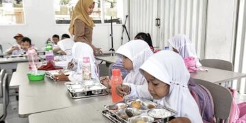 Apresiasi Guru, BGN Kucurkan Insentif Rp100 Ribu per Hari untuk PIC MBG