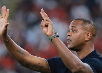 Indonesia di Persimpangan: Kluivert Siapkan Strategi Rahasia Hadapi Irak