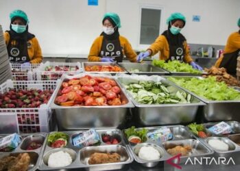 Ekonom: MBG Bisa Gerakkan Ekonomi Daerah hingga Rp900 Triliun Per Tahun