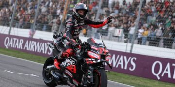 Bezzecchi Tak Terbendung di Portimao, Alex Marquez dan Acosta Lengkapi Podium