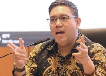 Komisi I Ingatkan Bahaya Medsos bagi Remaja, Dorong Literasi Digital Nasional