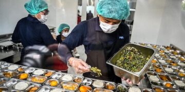 Program Makan Bergizi Gratis Serap 17 Ribu Tenaga Kerja di NTB, Dongkrak Ekonomi Lokal