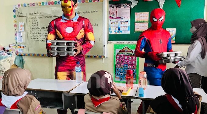Edukasi Gizi Lebih Seru, MBG Depok Jaya Hadirkan Superhero di Sekolah