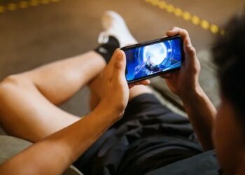 Ruang Digital Jadi Medan Baru Kelompok Teroris Rekrut Generasi Muda
