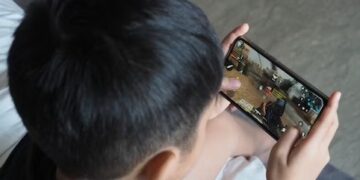 Waspada Gejala Anak Teradikalisasi di Dunia Maya, Ini Tanda-tandanya!