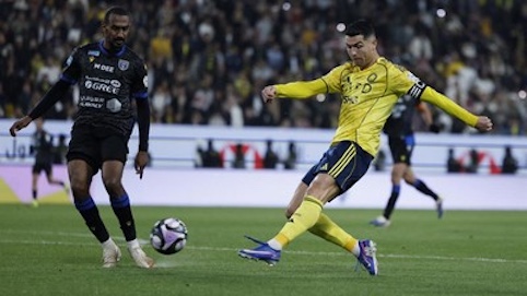 Gol Bunuh Diri Antar Al Nassr Kalahkan Al Taawon, Ronaldo Cs Tempel Al Hilal