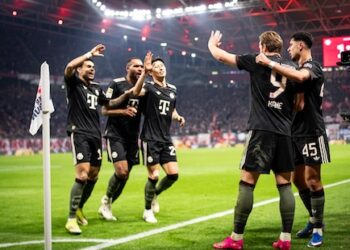 Menggila di Babak Kedua, Die Roten Gebuk Leipzig 5-1