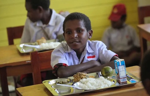 MBG Dorong Anak-Anak Papua Lebih Rajin Sekolah, Guru Nilai Konsentrasi Belajar Meningkat