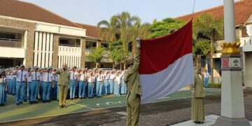 Perkuat Pendidikan Karakter dan Nasionalisme, Kemendikdasmen Wajibkan “Ikrar Pelajar Indonesia” Tiap Upacara Hari Senin