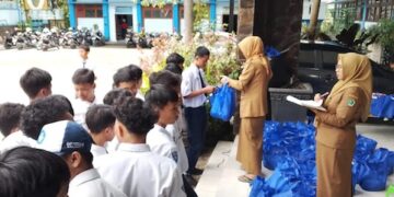 Ramadan di SMPN 6 Malang: Siswa Muslim dan Nonmuslim Terima MBG Tanpa Perbedaan