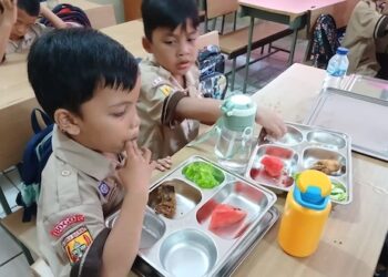 MBG di Bogor Tak Hanya Fokus Pemenuhan Gizi, Tapi Dirancang Jadi Penggerak Ekonomi dan Tenaga Kerja Lokal