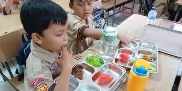 MBG di Bogor Tak Hanya Fokus Pemenuhan Gizi, Tapi Dirancang Jadi Penggerak Ekonomi dan Tenaga Kerja Lokal