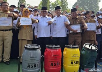 Tekan Dampak Negatif Gawai, Mendikdasmen Dorong Budaya 3S di Sekolah