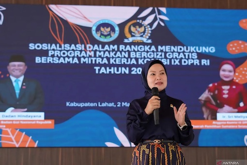 DPR: Program Makan Bergizi Gratis Buktikan Makanan Sehat Tak Harus Mahal