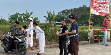 Umat Hindu Bekasi Tebar Iftar Jelang Nyepi, Harmoni Terjalin di Bulan Ramadhan