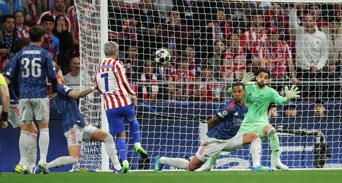 VAR Jadi Sorotan, Laga Atletico vs Arsenal Berakhir Imbang