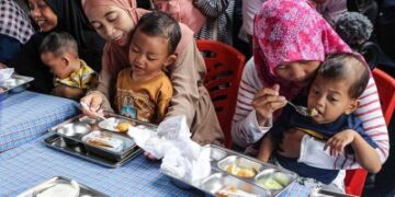 Pakar Nilai MBG Jadi Senjata Ganda Atasi Stunting dan Kemiskinan Keluarga