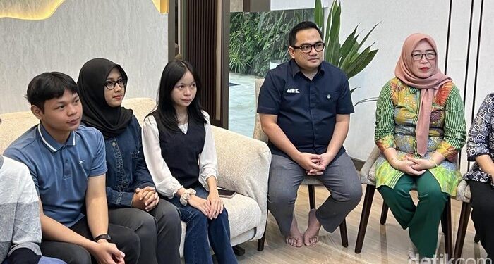 Bersyukur Dapat Dukungan Publik Usai Polemik LCC MPR, Ocha : Jadi Motivasi untuk Lebih Baik