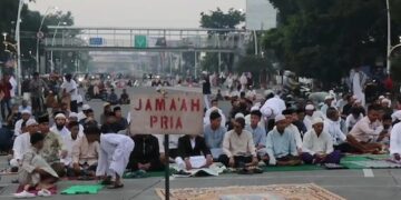 Ribuan Jemaah Salat Iduladha di Halaman Gereja Koinonia, Potret Toleransi di Jatinegara Dipuji