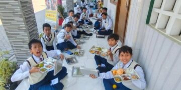 MBG Hadir di SD Almadany, Tak Sekadar Makan Gratis Tapi Ruang Pembelajaran Baru