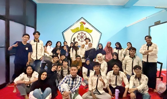Belajar dari “Hotel Mumbai”, Mahasiswa Unhas Diajak Memahami Proses Lahirnya Terorisme