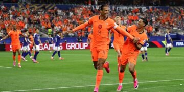 Belanda Pesta Gol ke Gawang Swedia, Singa Oranye Kokoh di Puncak Grup F