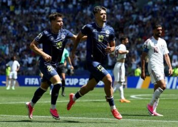 Sikat Qatar 3-1, Bosnia Jaga Asa ke Fase Gugur, Qatar Out