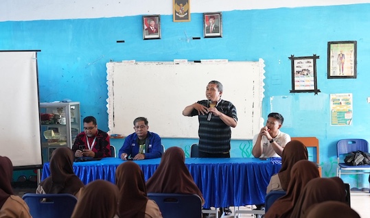 Kominfo Makassar Goes To School, Perkuat Ketahanan Pelajar dari Ancaman Radikalisme di Dunia Maya
