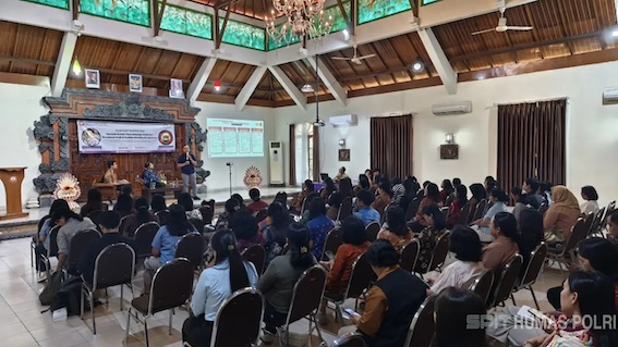 Keluarga Dinilai Jadi Benteng Terkuat Hadapi Ancaman Radikalisme di Era Digital