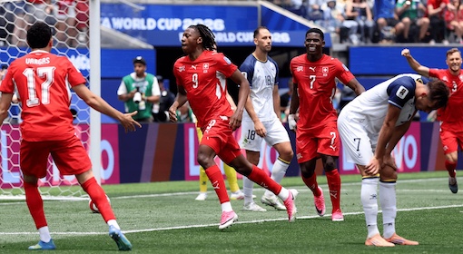 Mengamuk di Babak Kedua, Swiss Bungkam Bosnia 4-1 dan Puncaki Grup B