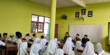 Ratusan Siswa Baru Al-Islamiyah Lamongan Edukasi Duta Damai BNPT tentang Bullying dan Ekstremisme Digital