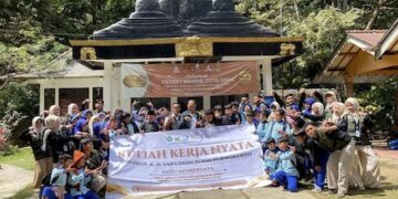 Belajar Toleransi Tak Cukup di Kelas, Siswa SD di Banyumas Diajak Menjelajah Kampung Buddhis
