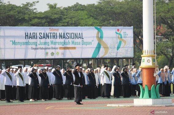 Pemkab Bekasi Ajak Santri Jadikan Ilmu sebagai Senjata Membangun Negeri