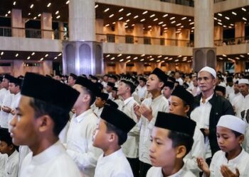 Malam Ini di Istiqlal: Santri Gelar Munajat Akbar, Titip Doa untuk Karhutla Sumatra-Kalimantan